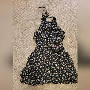 Abercrombie & Fitch Black Floral Dress. Size S. NWOT